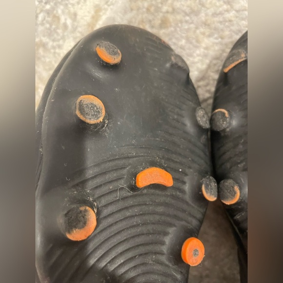 Nike Youth Tiempo Legend 7 Pro FG AH7241-080 Soccer Cleats Black Orange Size 4Y - Picture 13 of 13